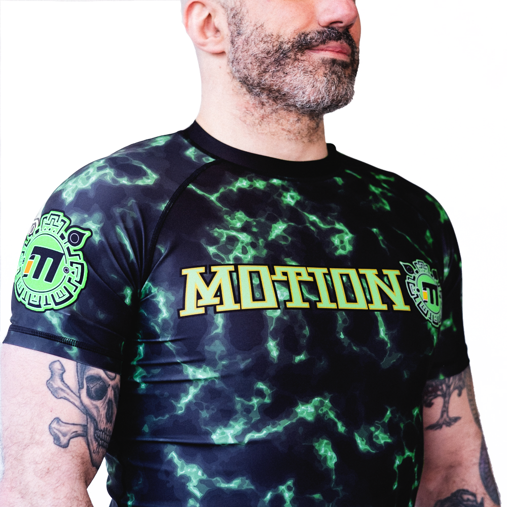 THE CIZIN RASH GUARD