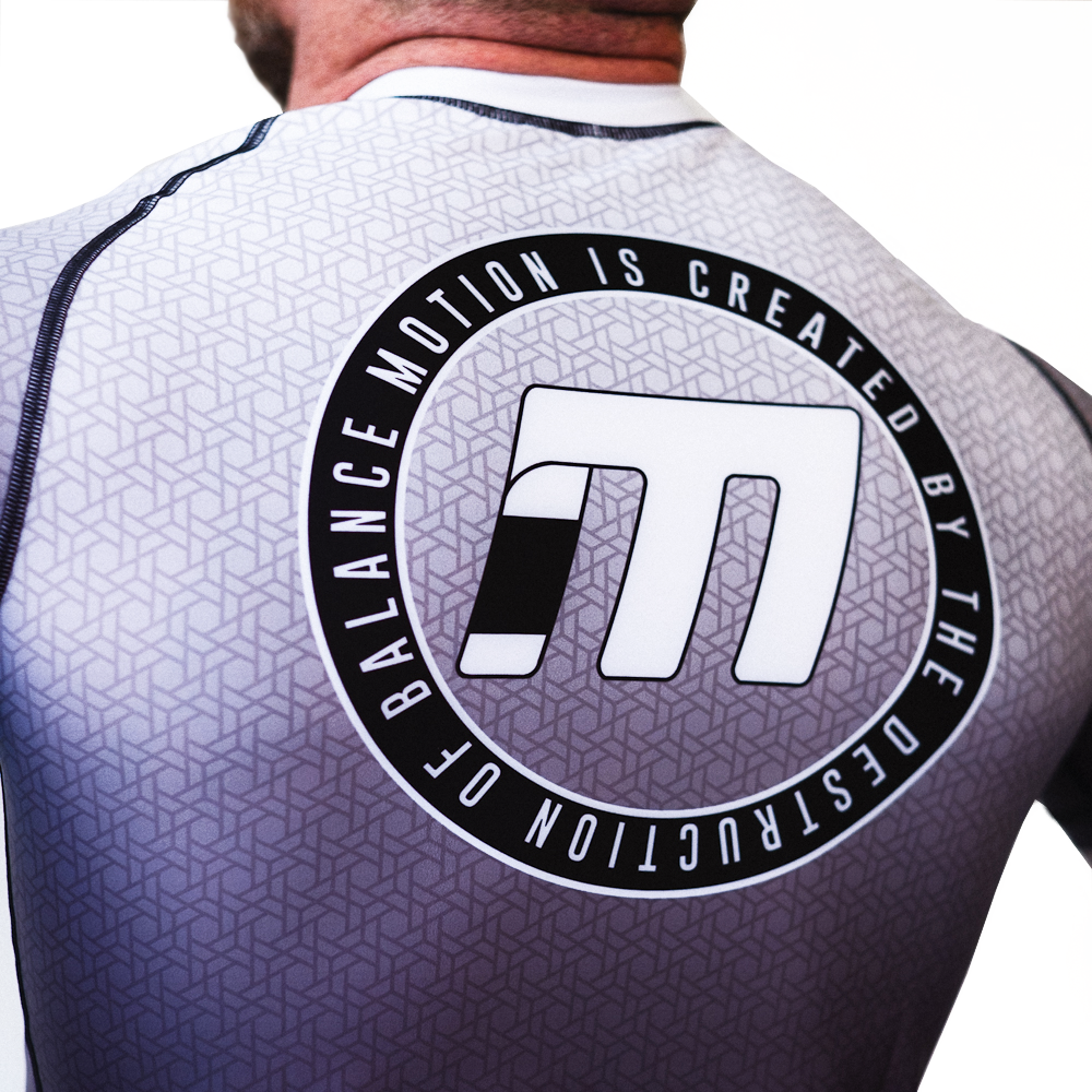 WHITE RANKED RASH GUARD