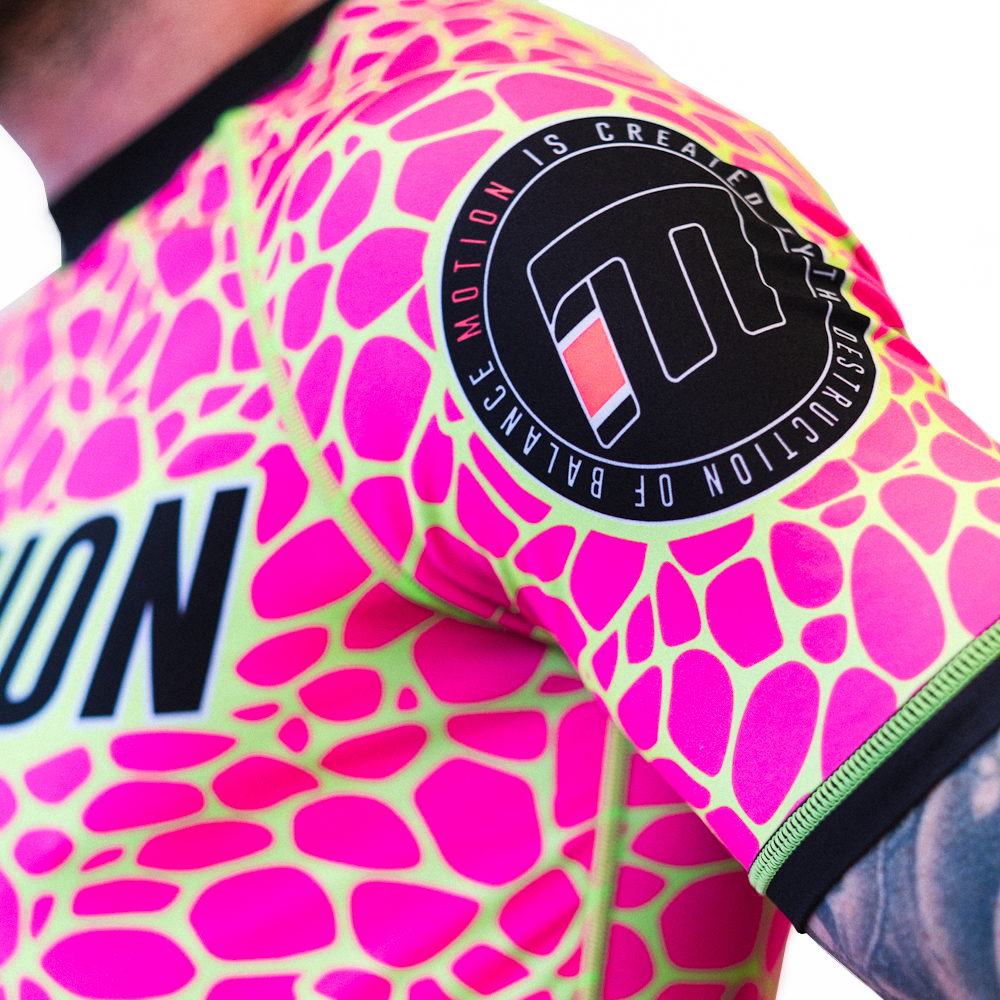 PSYCHO GIRAFFE RASH GUARD