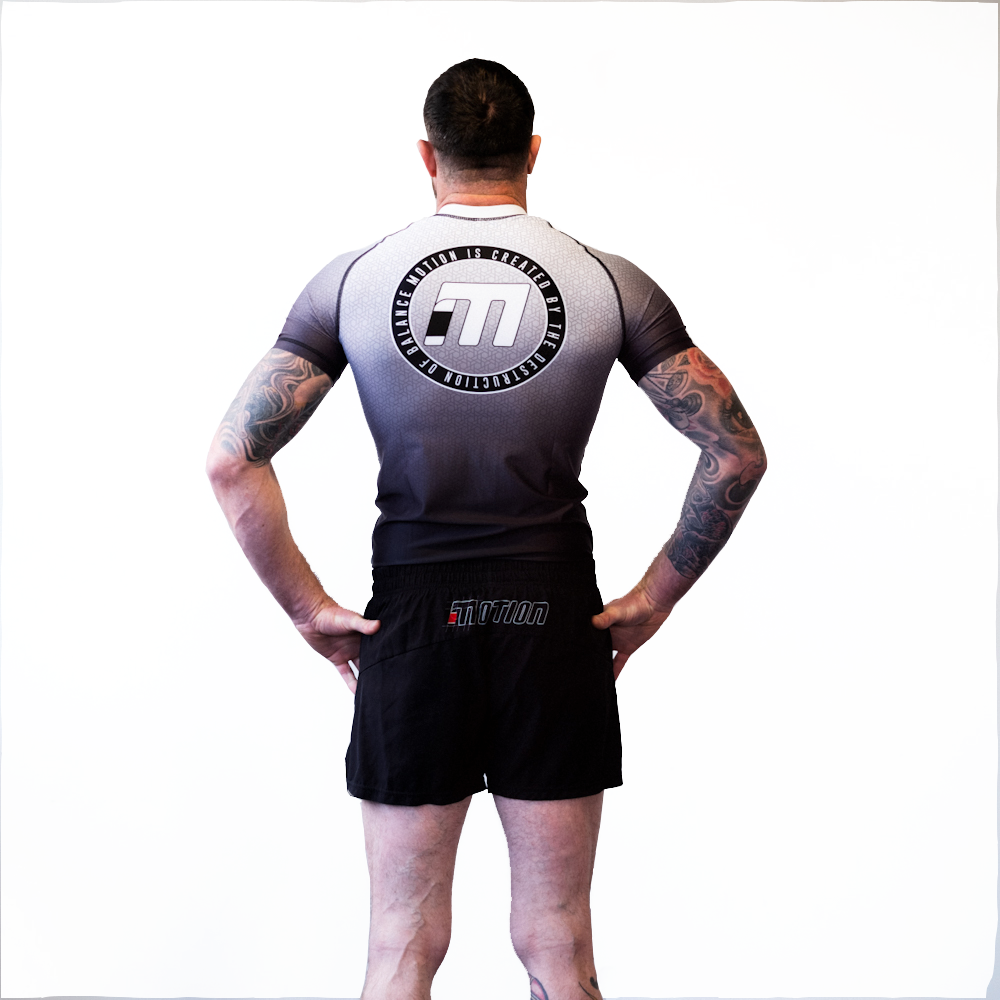 WHITE RANKED RASH GUARD