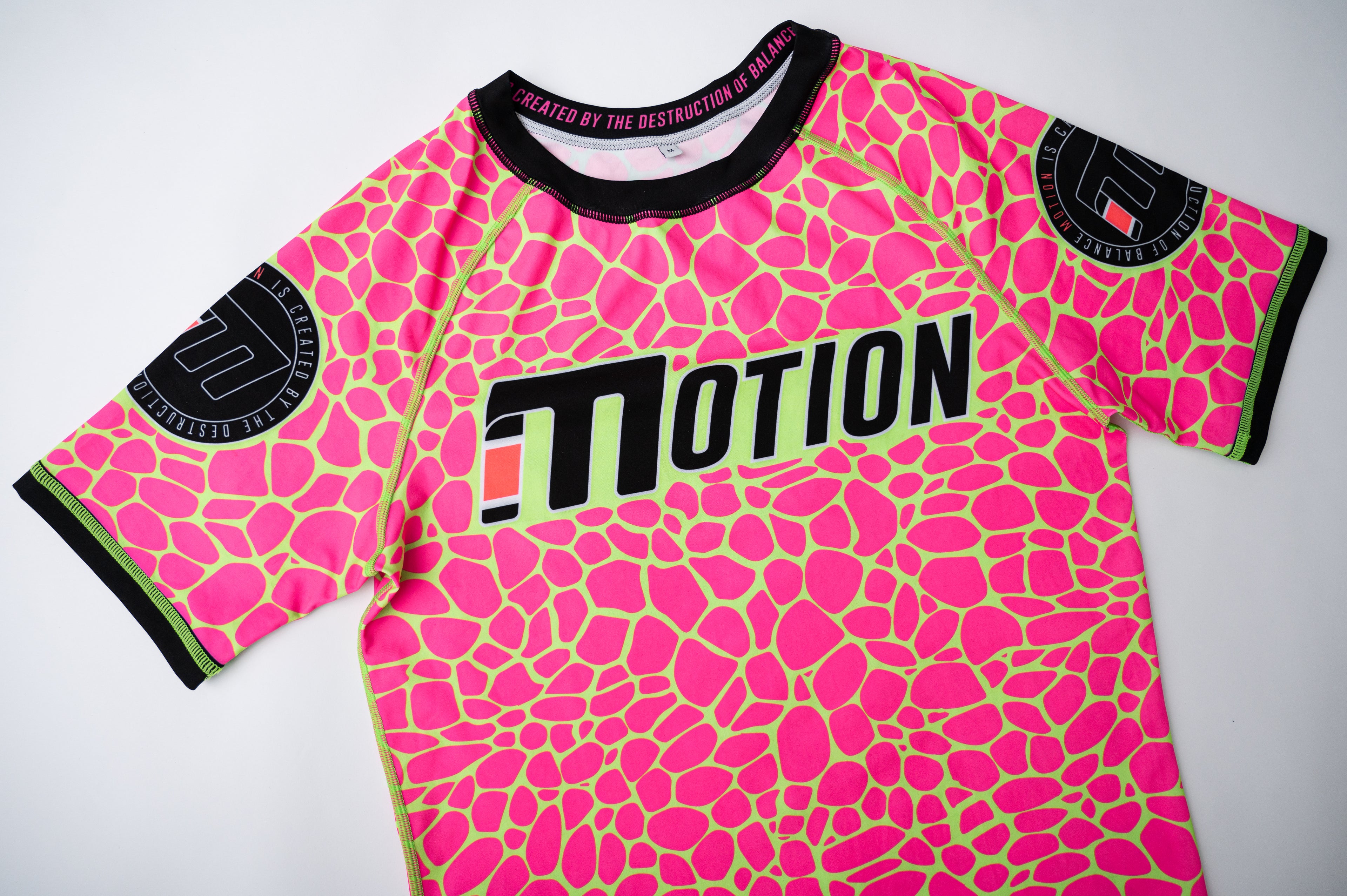 PSYCHO GIRAFFE RASH GUARD