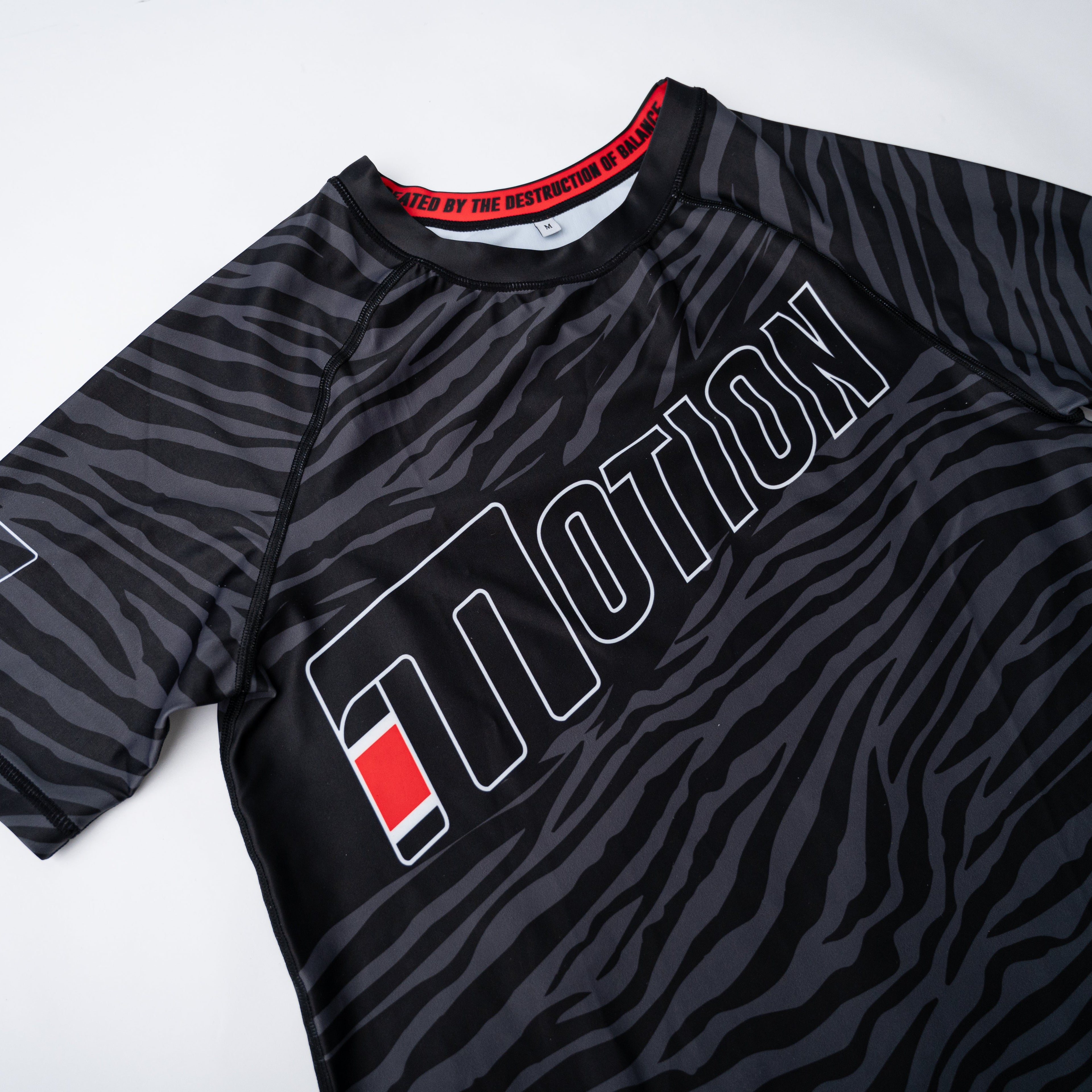 STEALTH TIGER RASH GUARD