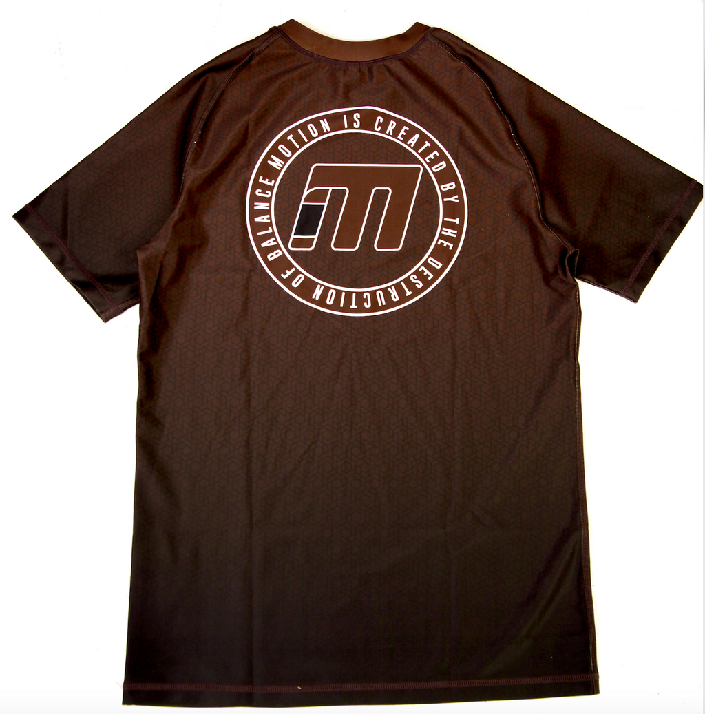BROWN RANKED RASH GUARD
